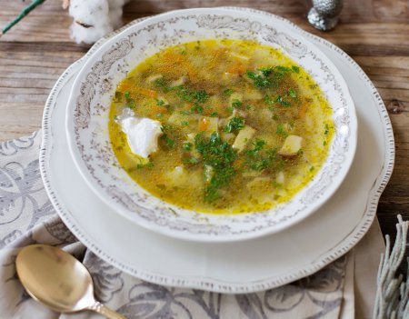 Суп из белых грибов с лапшой - классика
